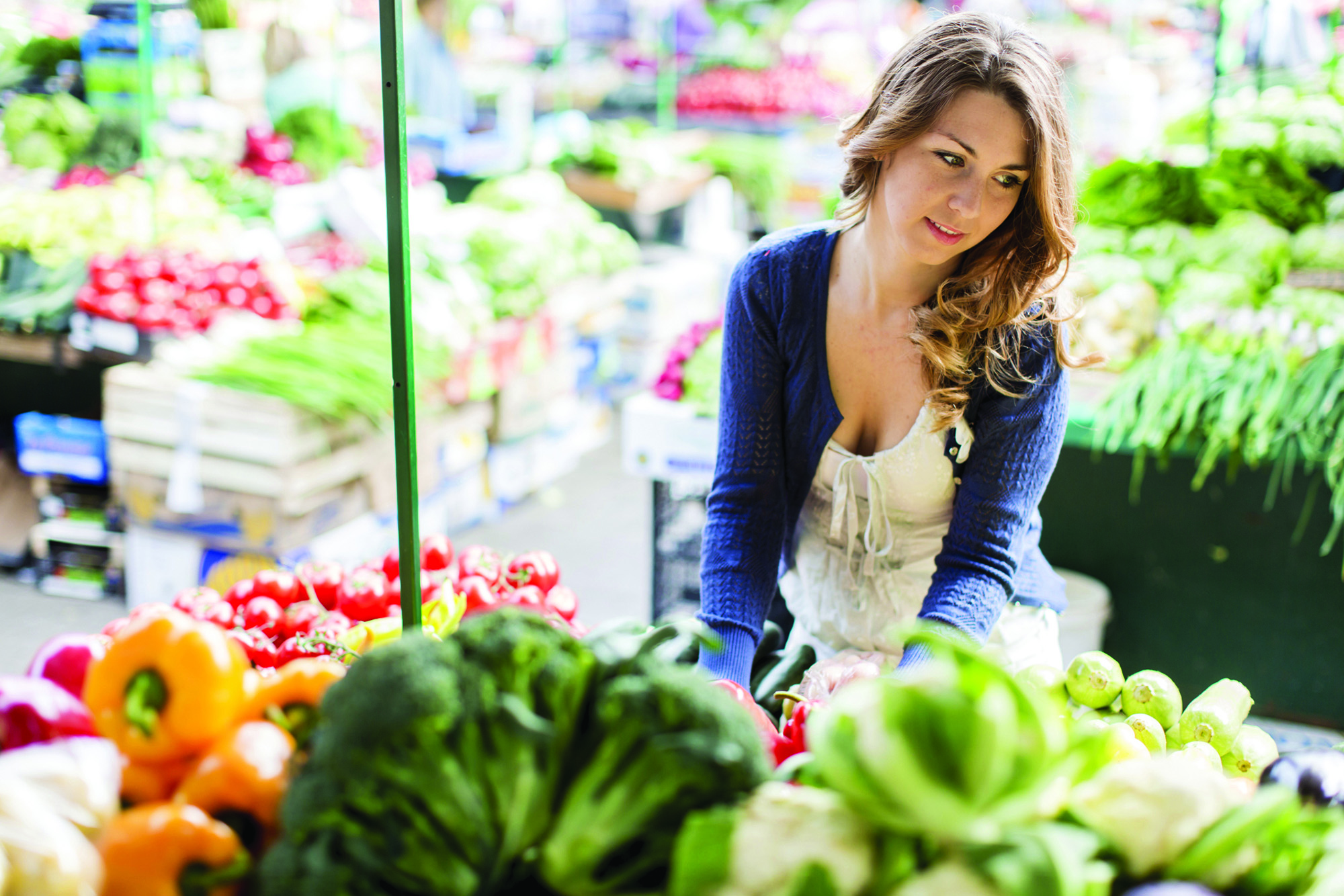 Young woman at farmers market in Santa Clara